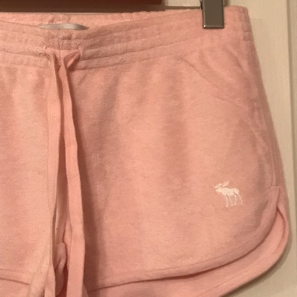 Brand new Abercrombie & Fitch terry shorts - Picture 2 of 4